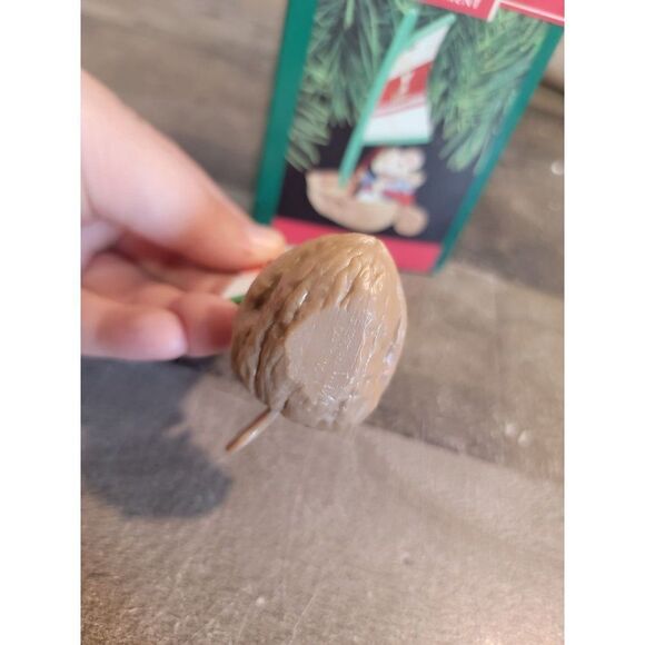 Hallmark 1990 Mouseboat ornament Xmas decor - Picture 4 of 4